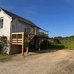 Dans Un Petit Haras Mézidon-Canon