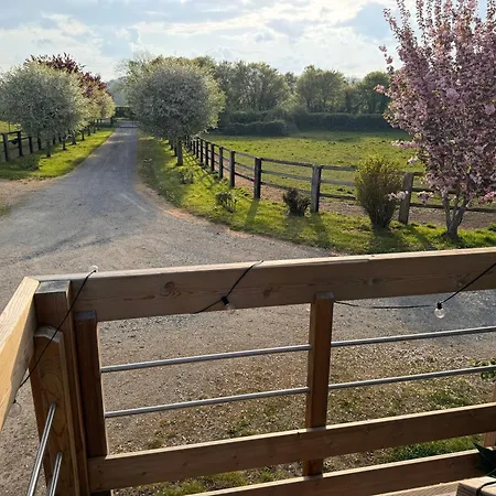 Dans Un Petit Haras Hébergement de vacances Mézidon-Canon